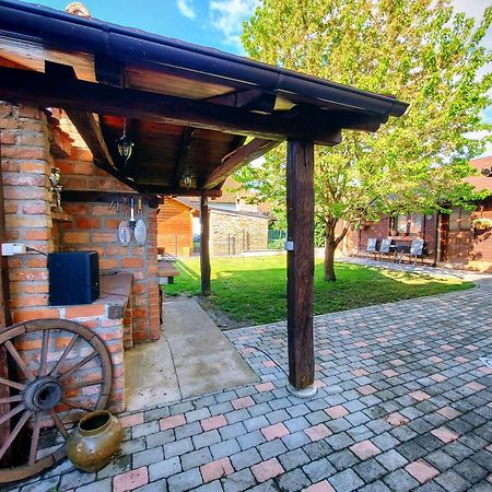 Studio apartman Buteo Jastrebarsko Esterno foto