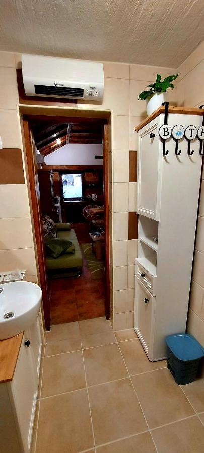 Studio apartman Buteo Jastrebarsko Esterno foto