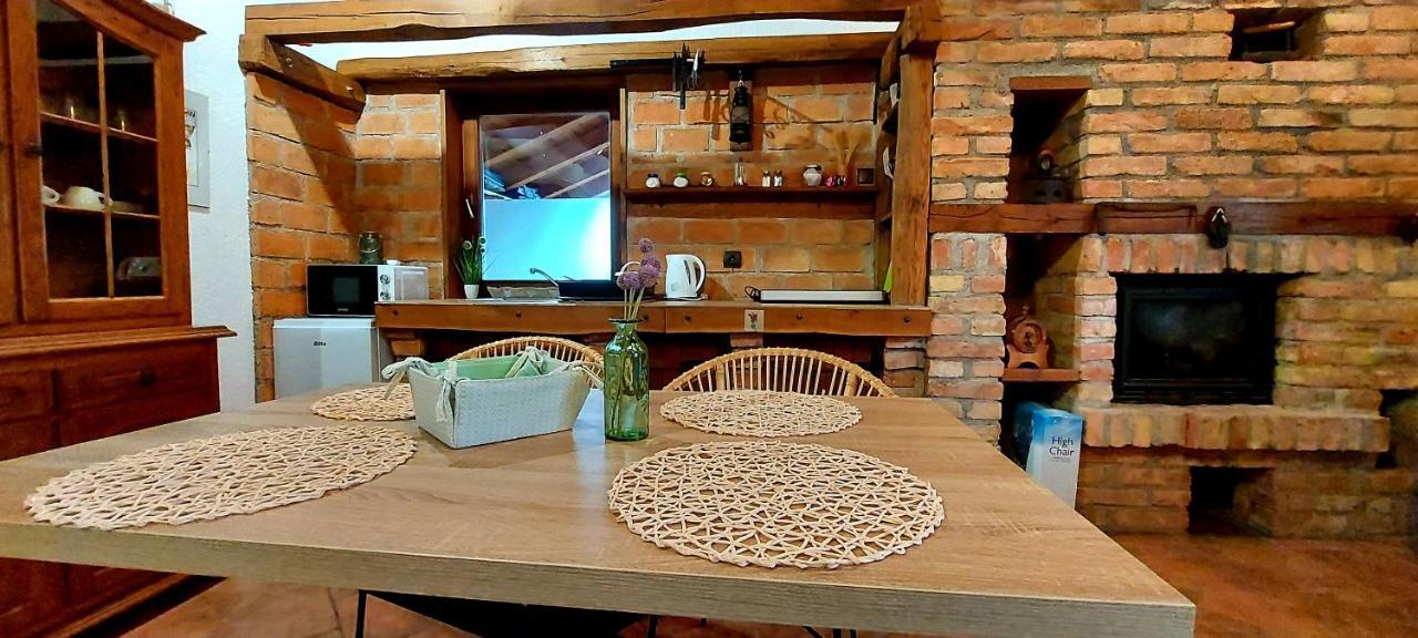 Studio apartman Buteo Jastrebarsko Esterno foto