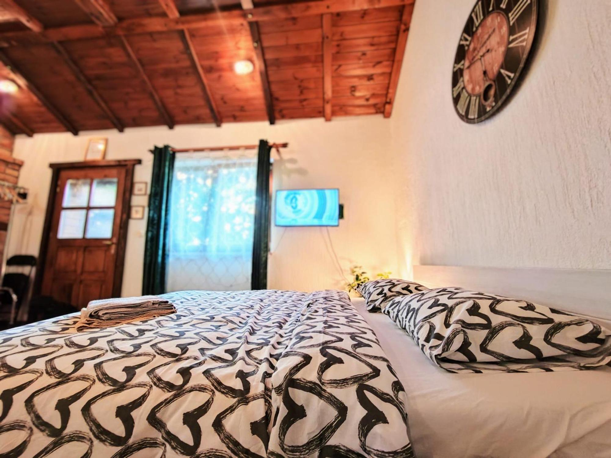 Studio apartman Buteo Jastrebarsko Esterno foto
